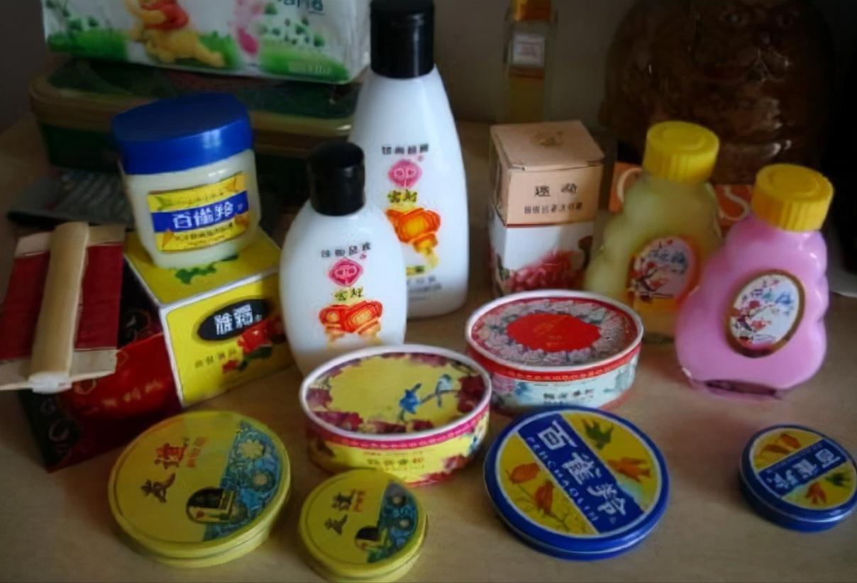 女人逛超市碰到这5种国货护肤品，别犹豫！虽然不贵，但真心好用