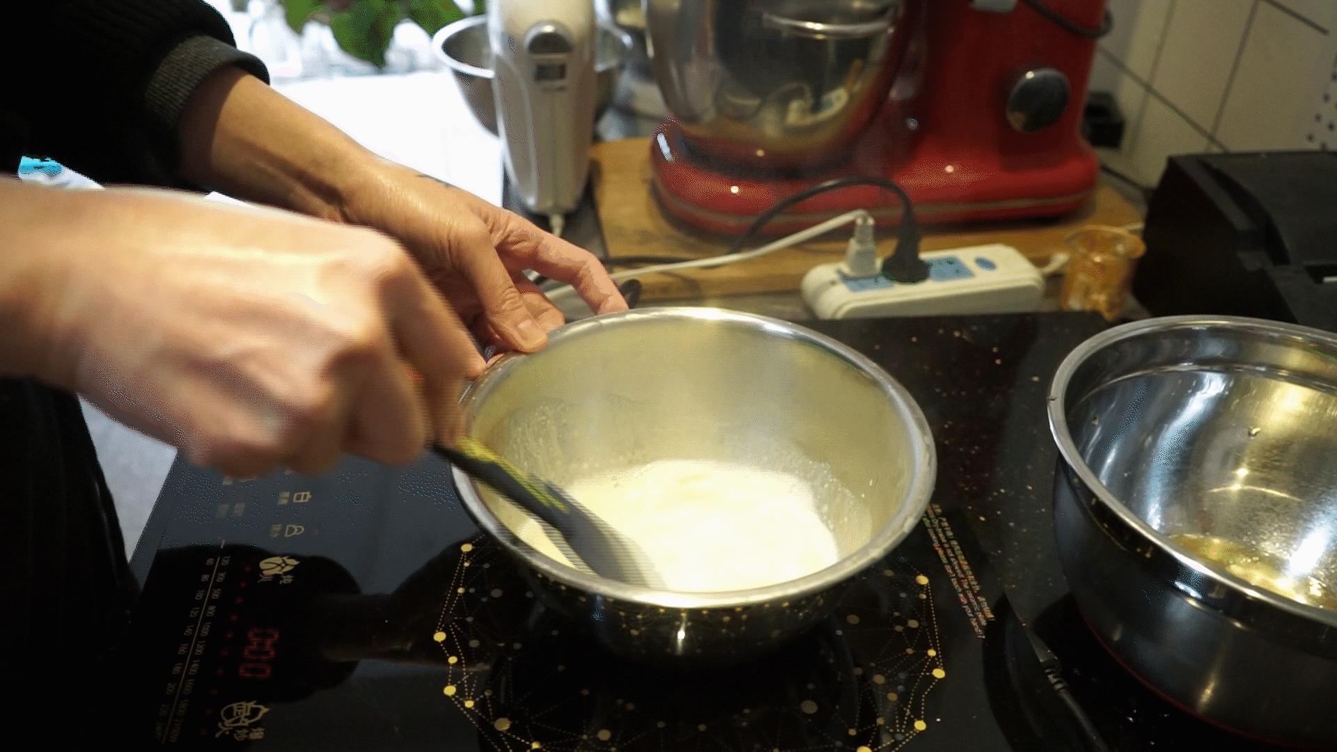 轻乳酪芝士蛋糕不开裂秘方,不回缩不塌陷轻芝士蛋糕