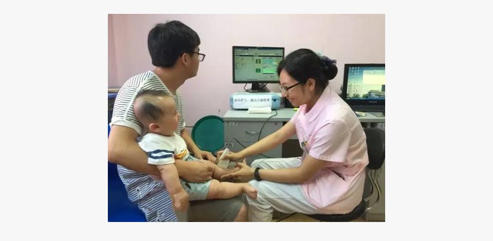 鱼肝油和葡萄糖酸钙一起吃吗,新生儿什么时候补鱼肝油和ad钙