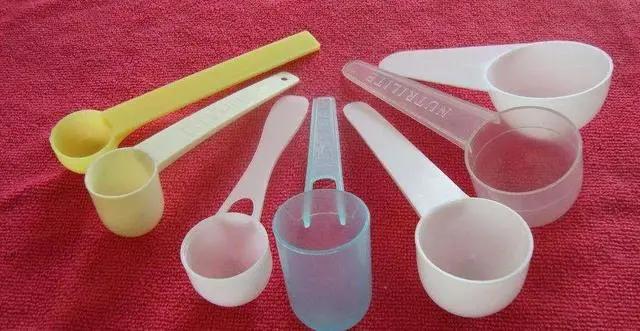 家里太多塑料制品有问题吗,塑料的东西有塑料味该怎么去味