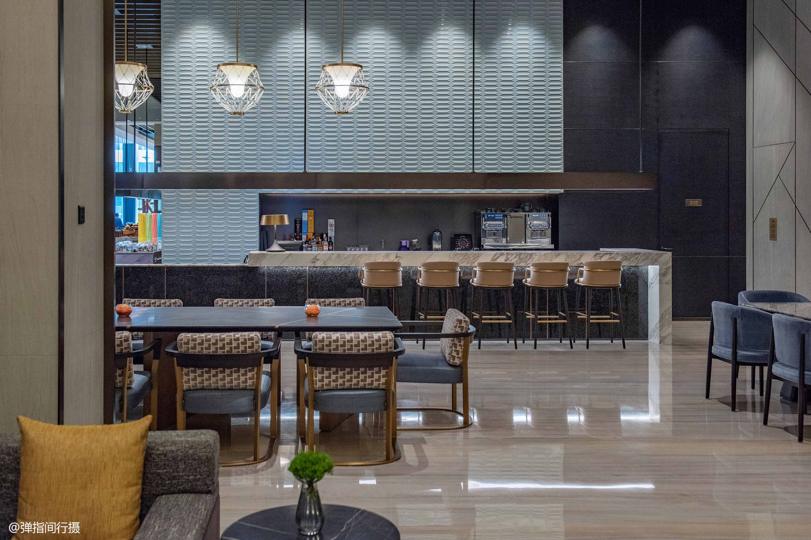 佛山新城与洲际酒店完美邂逅，诠释奢华旅居新定义，你值得探索