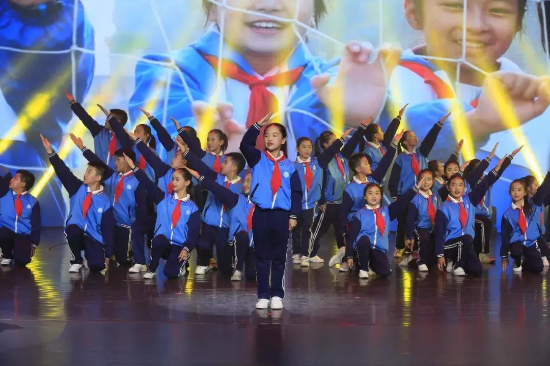 西昌市恰同学少年视频,西昌2019恰同学少年复赛