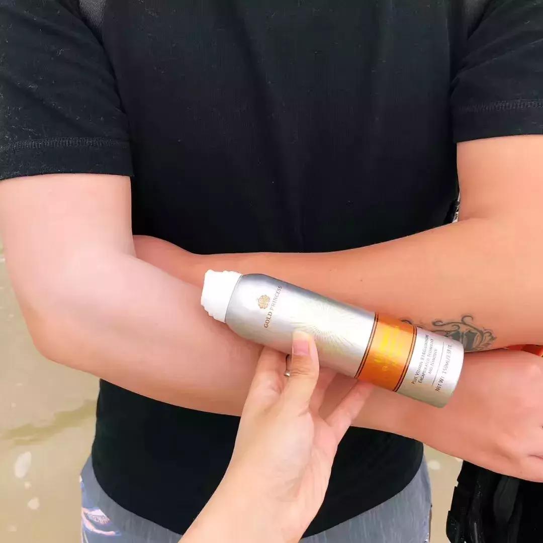 泰国防晒界“黑马”出击，每天一喷，28天白成一道光，越晒越美丽