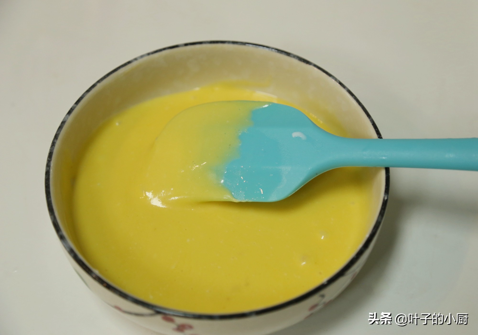 老式蛋糕烤箱的做法和配方,八寸蛋糕胚的做法烤箱配方