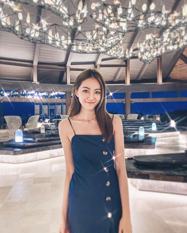 杨咏彤照片,落选港姐杨咏桐爬山照