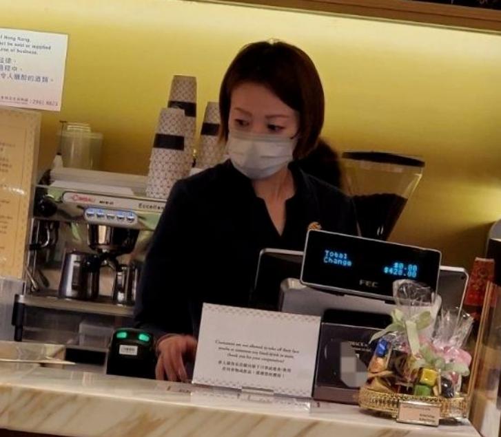 港姐梁敏仪结婚,港姐五强梁敏仪