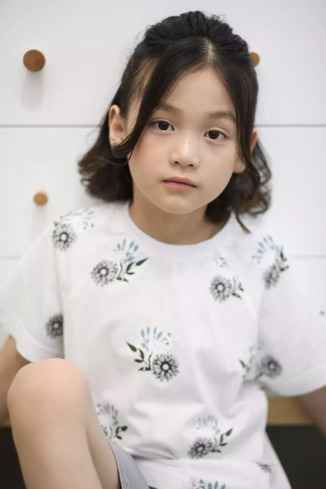 「CIERVO小鹿伯爵封面人物」邱彭浩：漫画里走出来的优雅少年