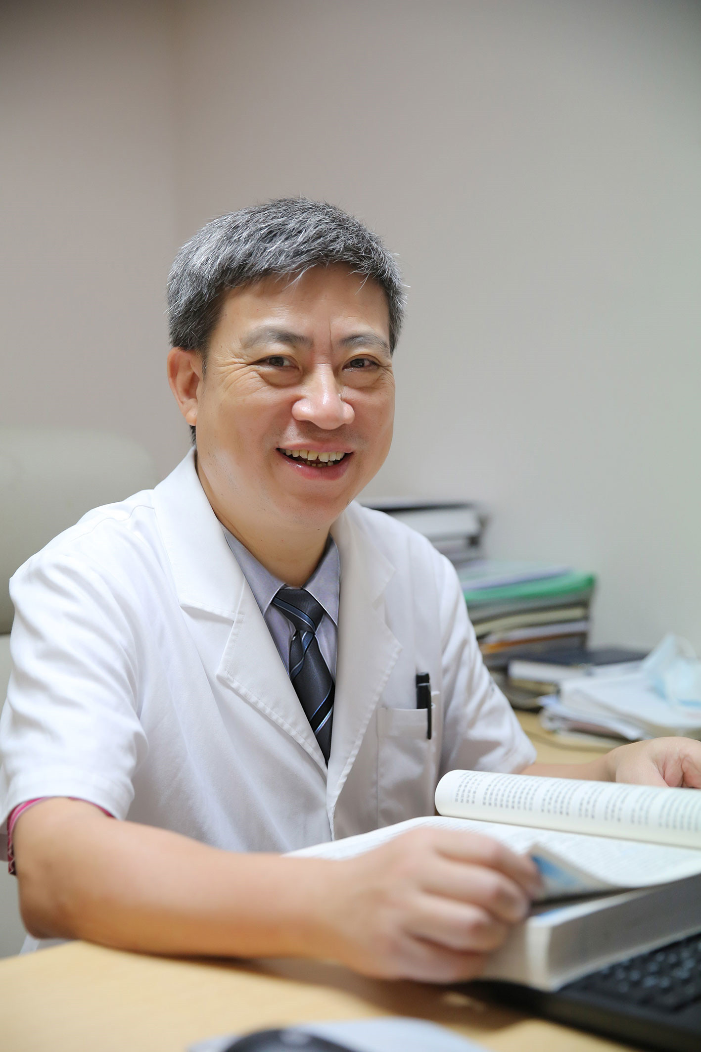 中国肝癌外科第一的专家,肝胆外科医生治疗肝癌