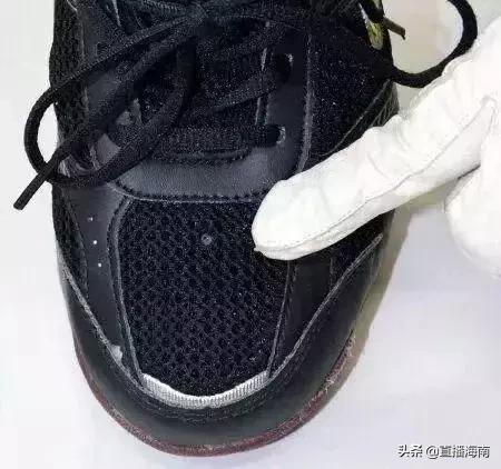 酒店被发现暗藏摄像头,情侣入住发现针孔摄像头