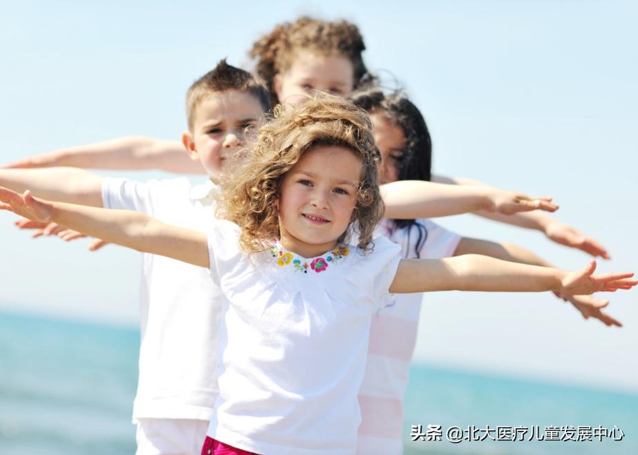 孤独症在家康复训练视频,孤独症儿童社交游戏训练