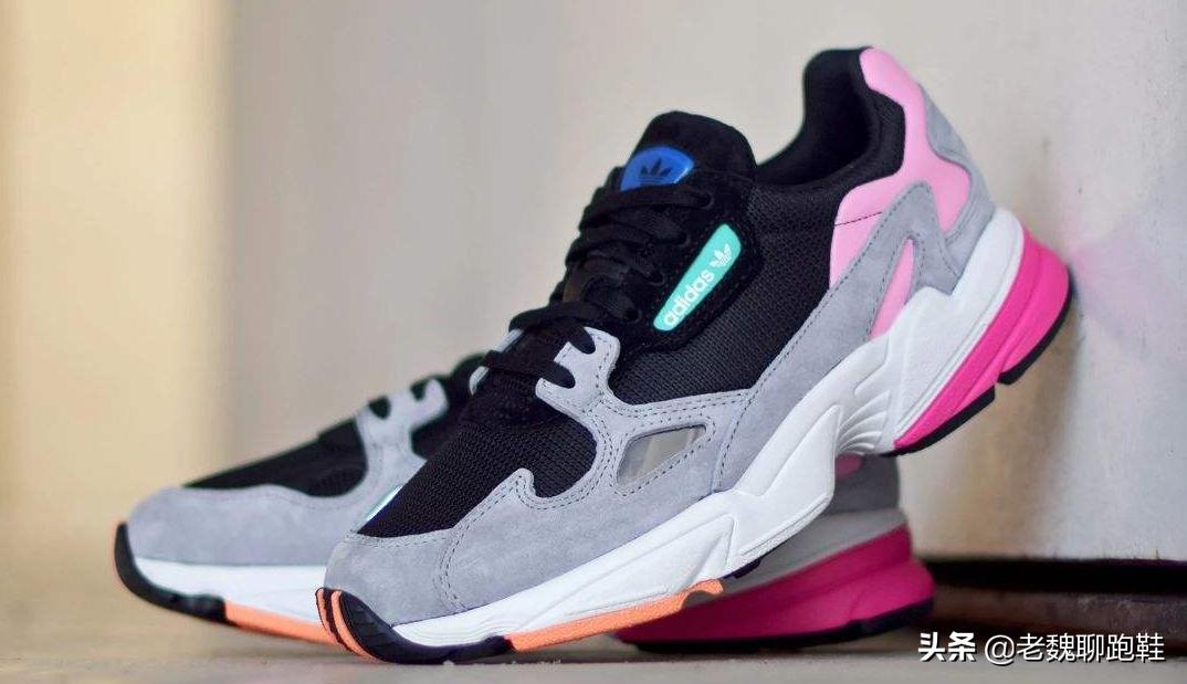 阿迪达斯三叶草和三道杠的区别,阿迪达斯三叶草和三道杠neo