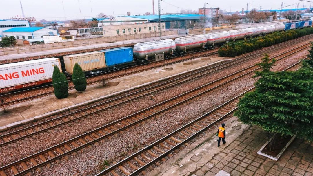 荥阳火车站叫什么名字,荥阳火车站要扩建了