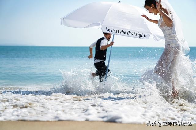 洒脱摄影师,洒脱型婚纱照