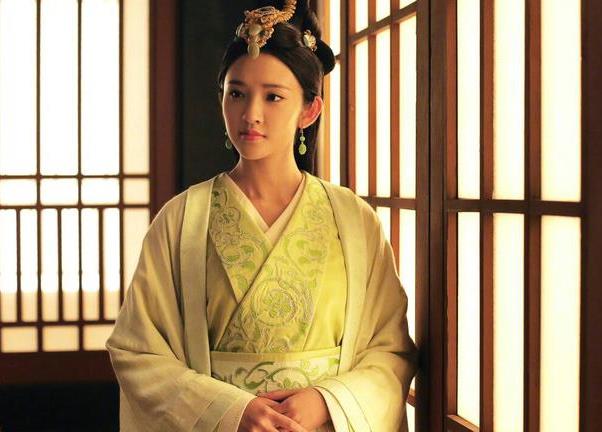 郭女皇和曹丕的关系,郭女王和曹丕