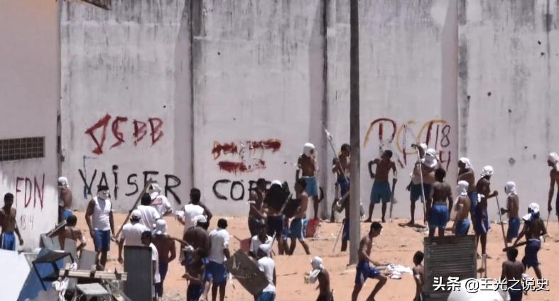 除了踢球就是守门,除了踢足球我还能干什么