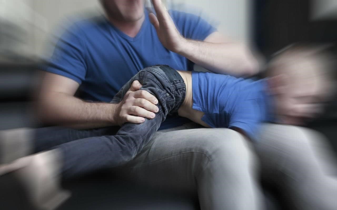 孩子第一次打架怎么教育,孩子打人该怎么管教