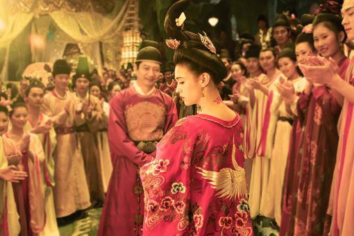 杨玉环的一生真实历史,杨玉环红颜薄命不由人