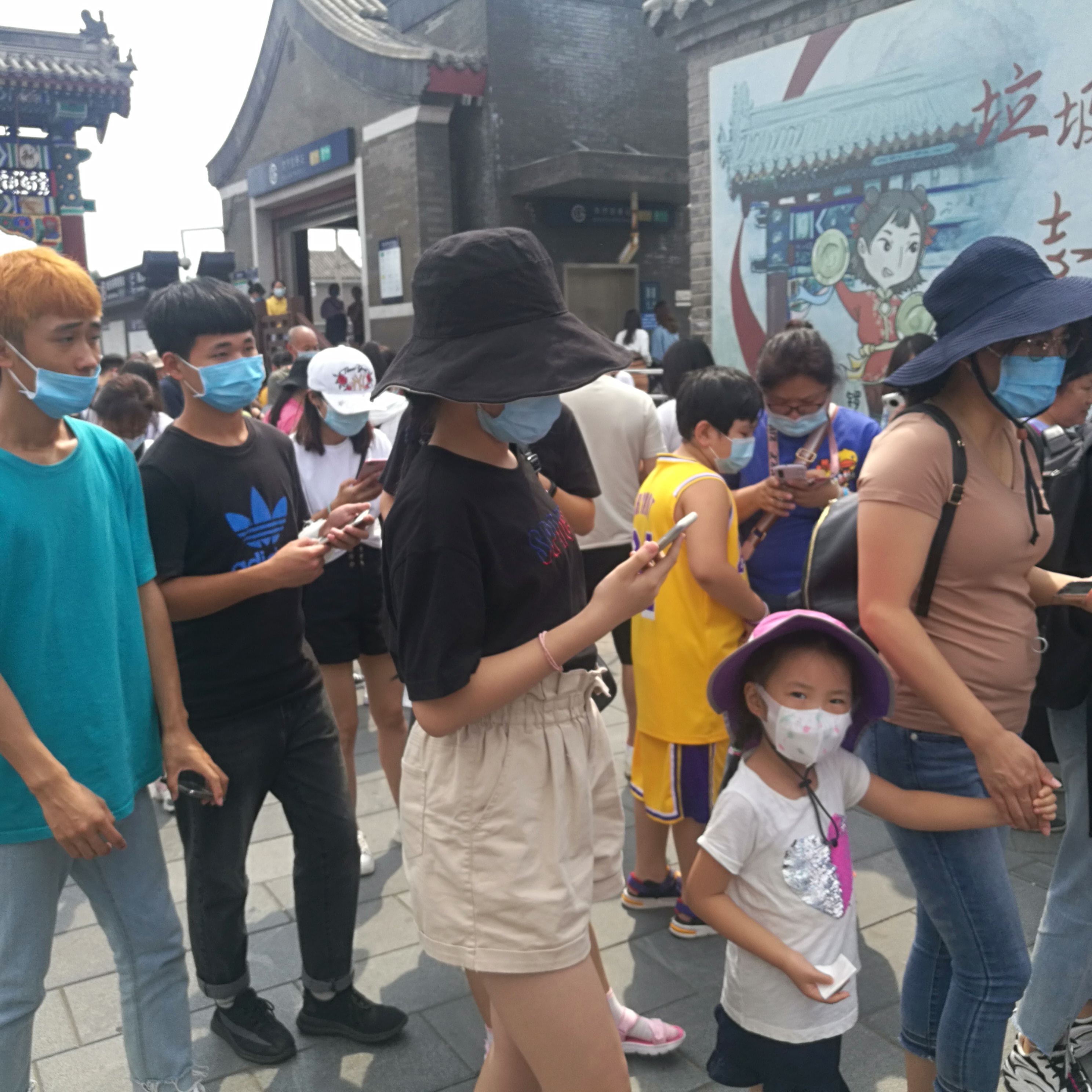 北京南锣鼓巷有多繁华,北京南锣鼓巷今天正常营业吗