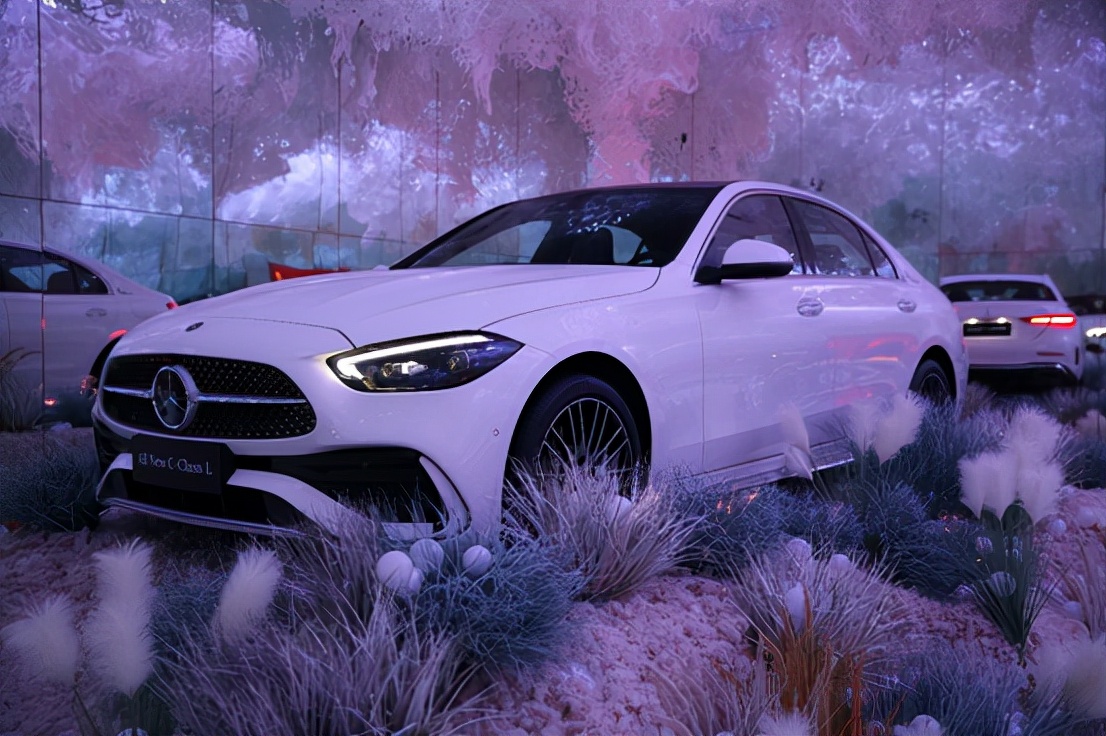 沃尔沃s60和奔驰c哪个值得入手,沃尔沃s60对比奔驰c驾驶感受