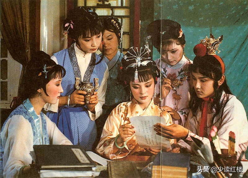 红楼梦是中国古典小说的艺术巅峰,红楼梦文学艺术价值体现在哪里