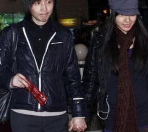 徐静蕾陈冠希有关系吗,徐静蕾瞿颖