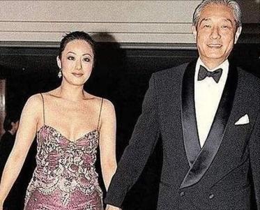 香港第一抠门女,第一败家女香港