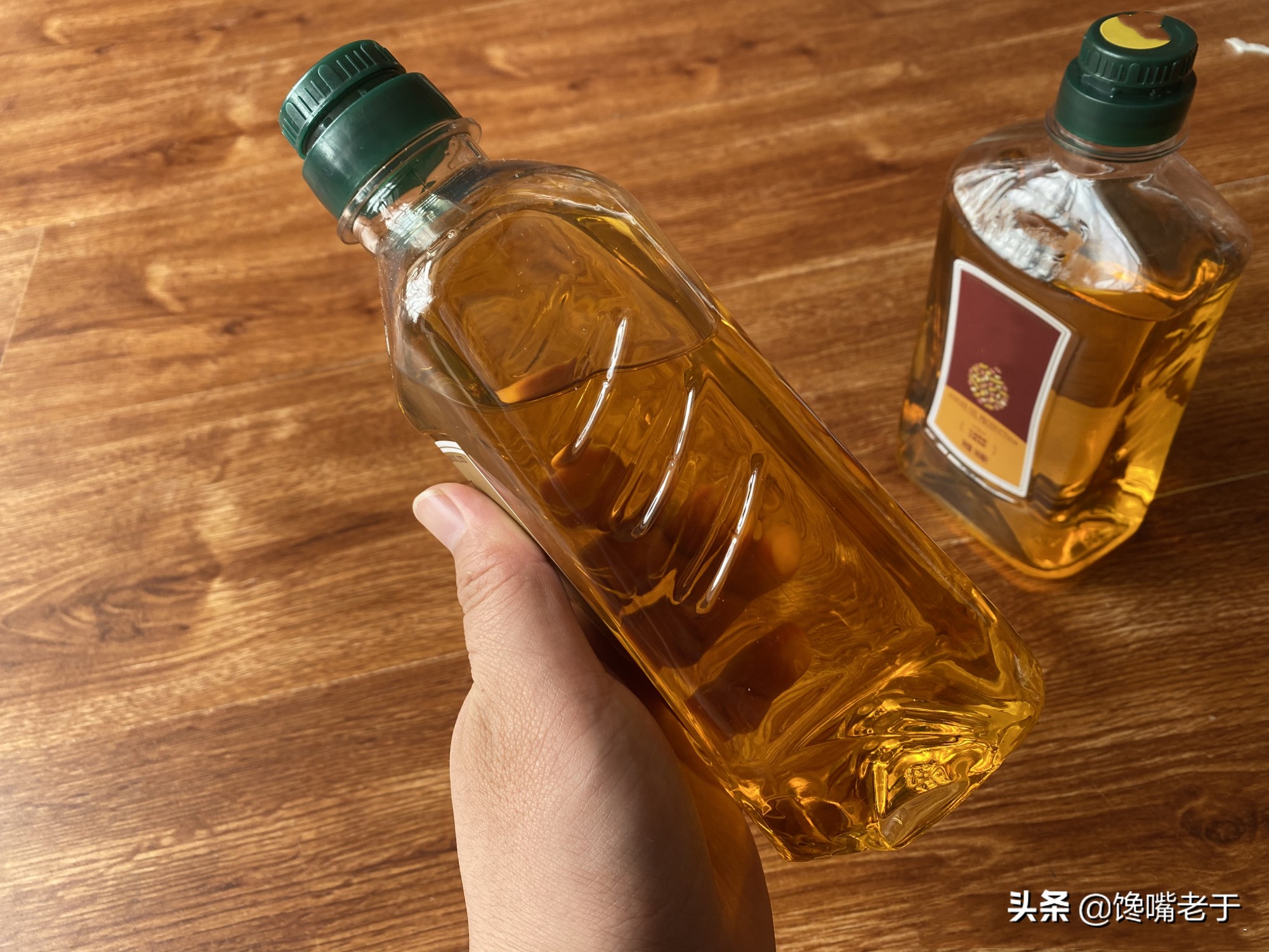 食用油深色和浅色有什么区别,不同类型的食用油有什么区别