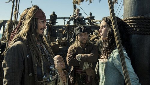 加勒比海盗主演德普,加勒比海盗大副是谁扮演的