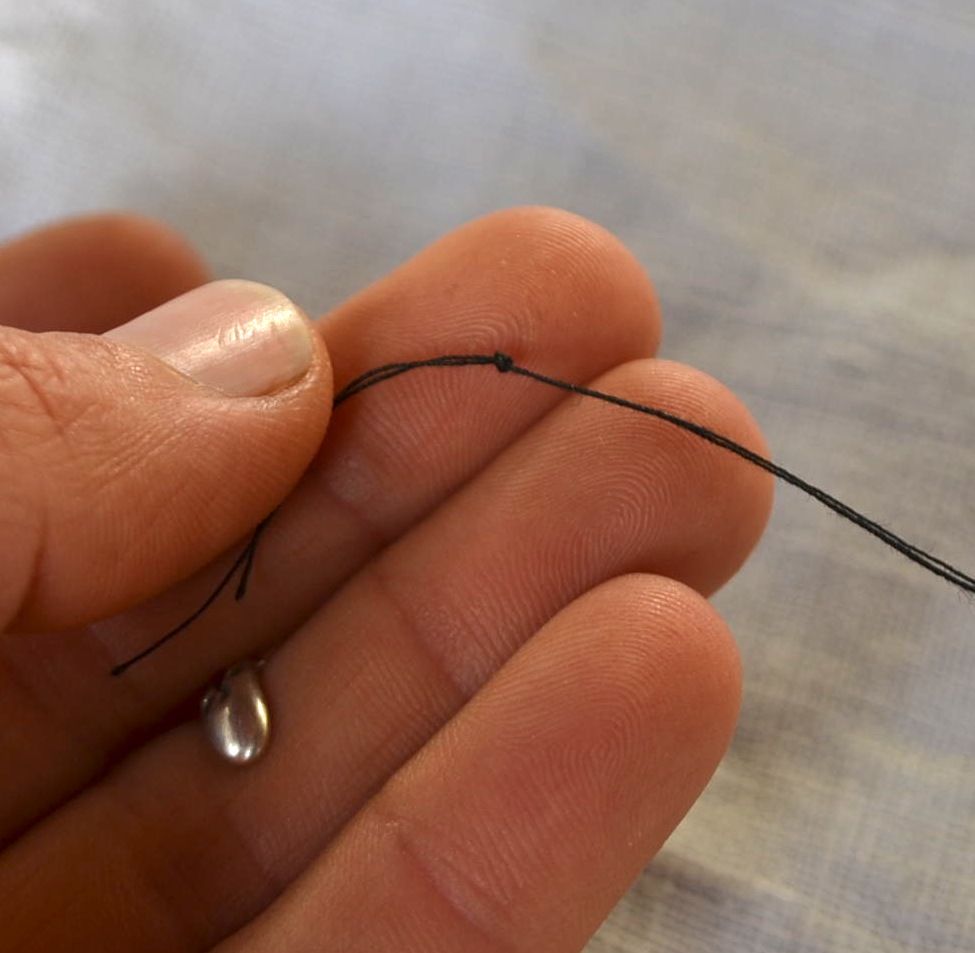 衣服扣纽扣办法,衣服纽扣扣错了怎么取出来