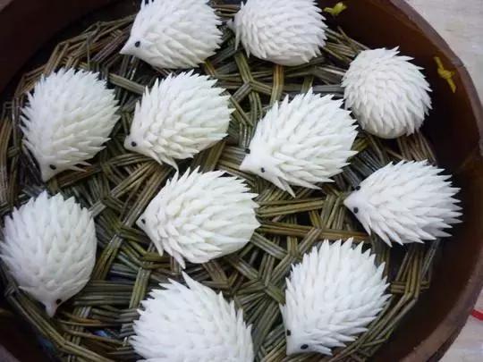 包子好吃诀窍牢记柔软筋道,包子捏不住老开口