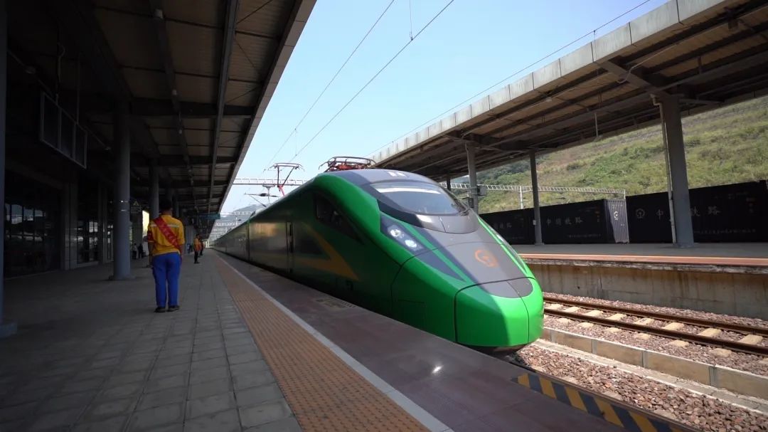 从衣食住行变化看农村的社会变迁,回眸十三五喜看余庆城乡新变化