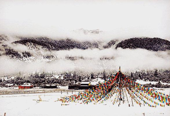 周末一起看电影去旅游,跟随电影镜头开启绝美的视觉旅行