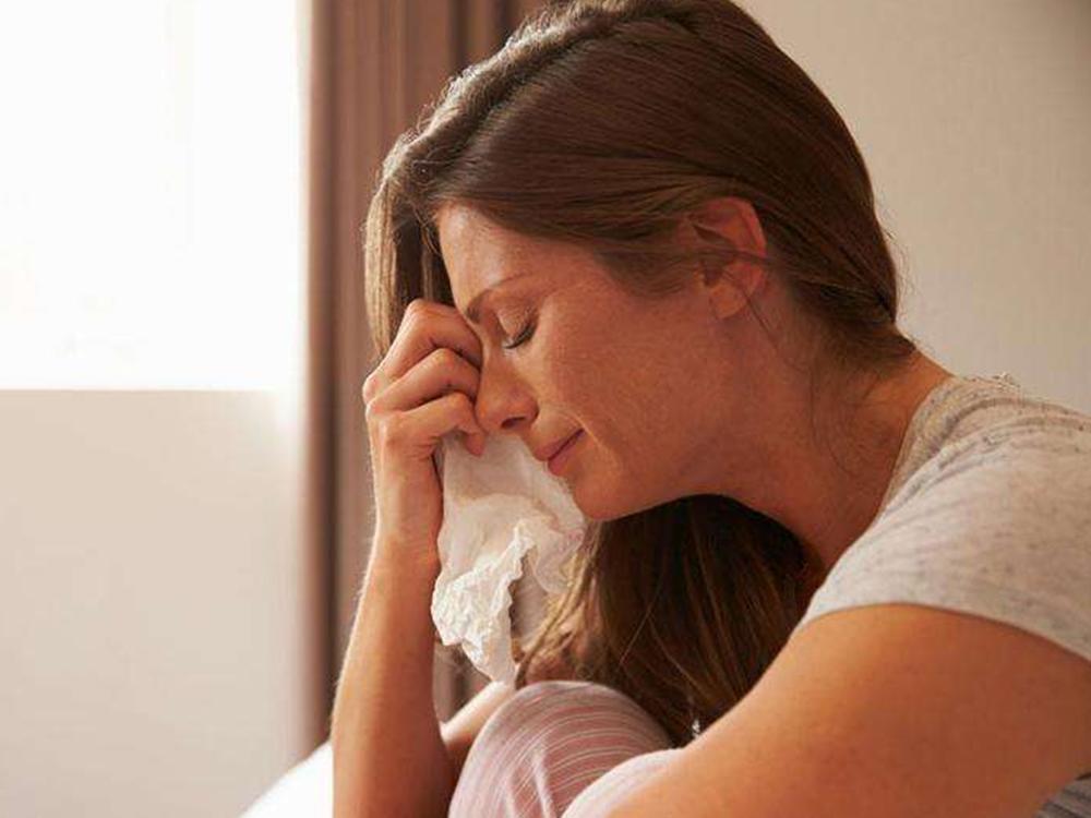 月子中不开心的事,月子期间不小心哭了会怎么样