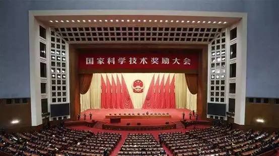 破解世界数学难题的中学教师,攻克世界难题的天才少年