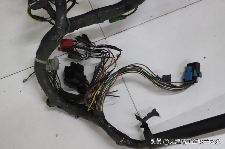 jeep213原车图片,北京jeep老车翻新修复