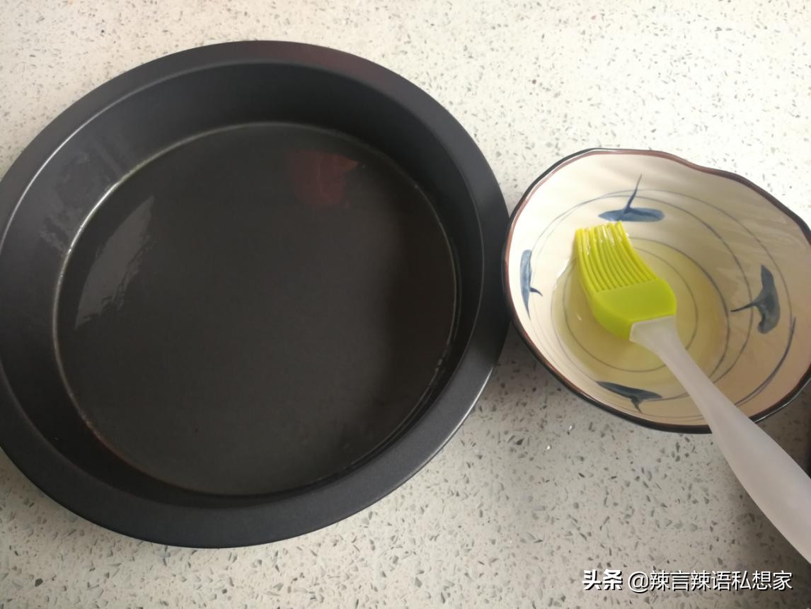 家常拌凉皮做法非常简单好吃,家庭拌凉皮做法