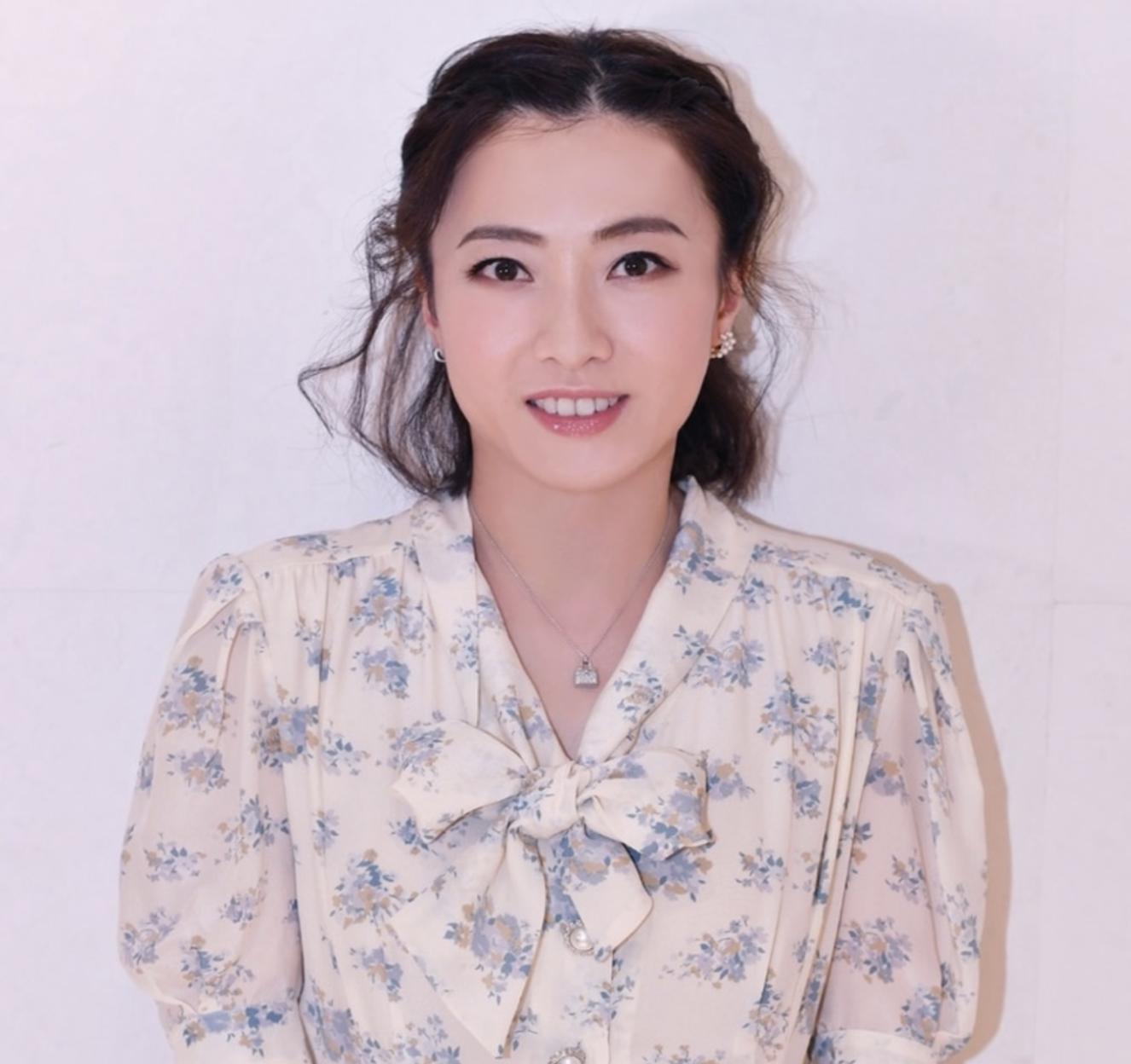 甘比持有恒大11亿股份,甘比恒大