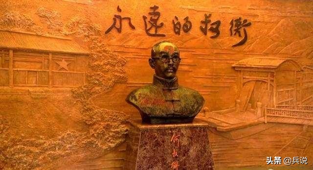 陈赓忍痛装死,逃过一劫!上海治腿伤,请鲁迅写一写红军