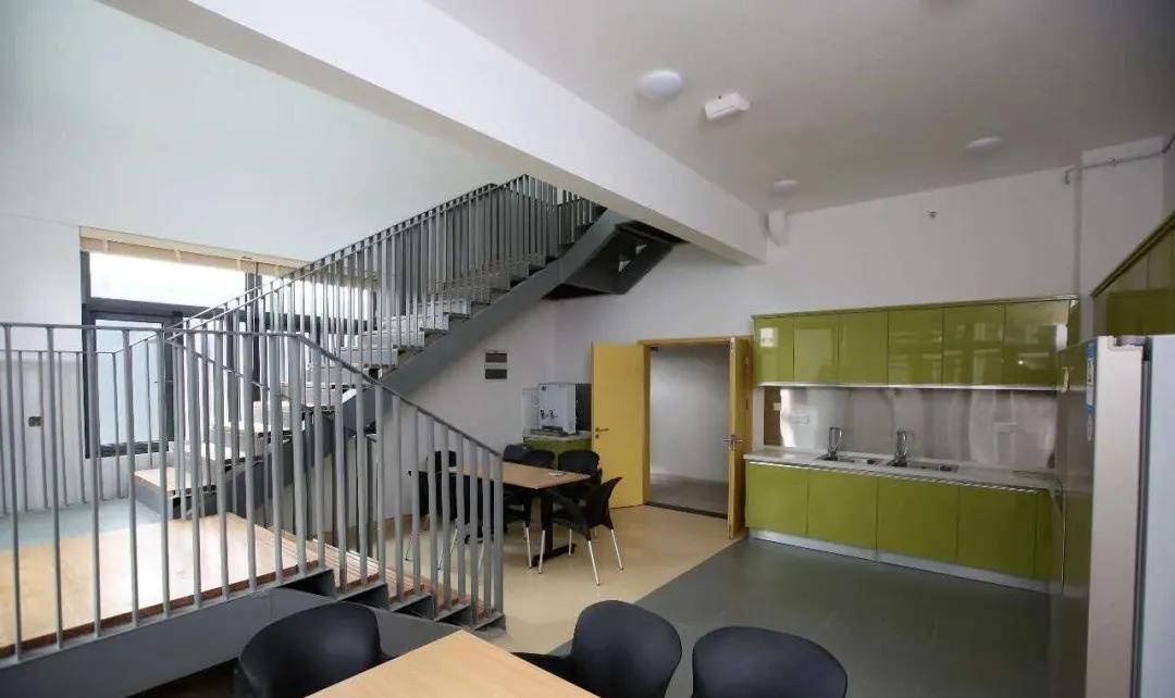 广东高校的宿舍,广东各大高校宿舍楼图片