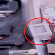 化妆台共多少钱,化妆台护肤品一堆