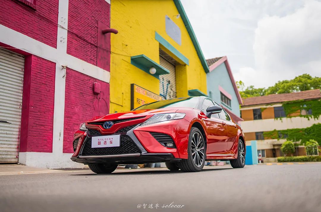 试乘试驾怎样可以吸引客户,试驾新一代凯美瑞双擎