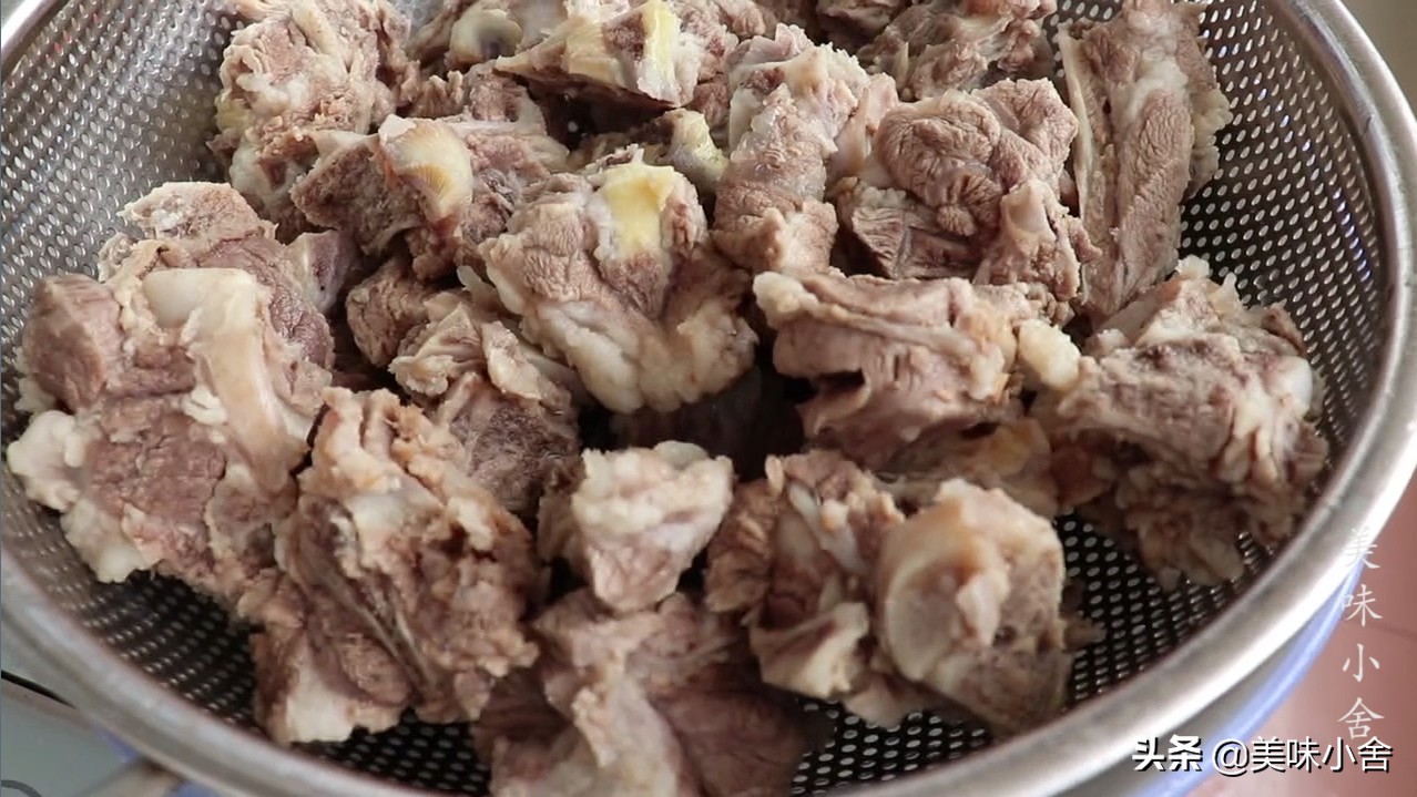 教你大骨头最好吃的做法,大骨头怎么做吃了不会胖