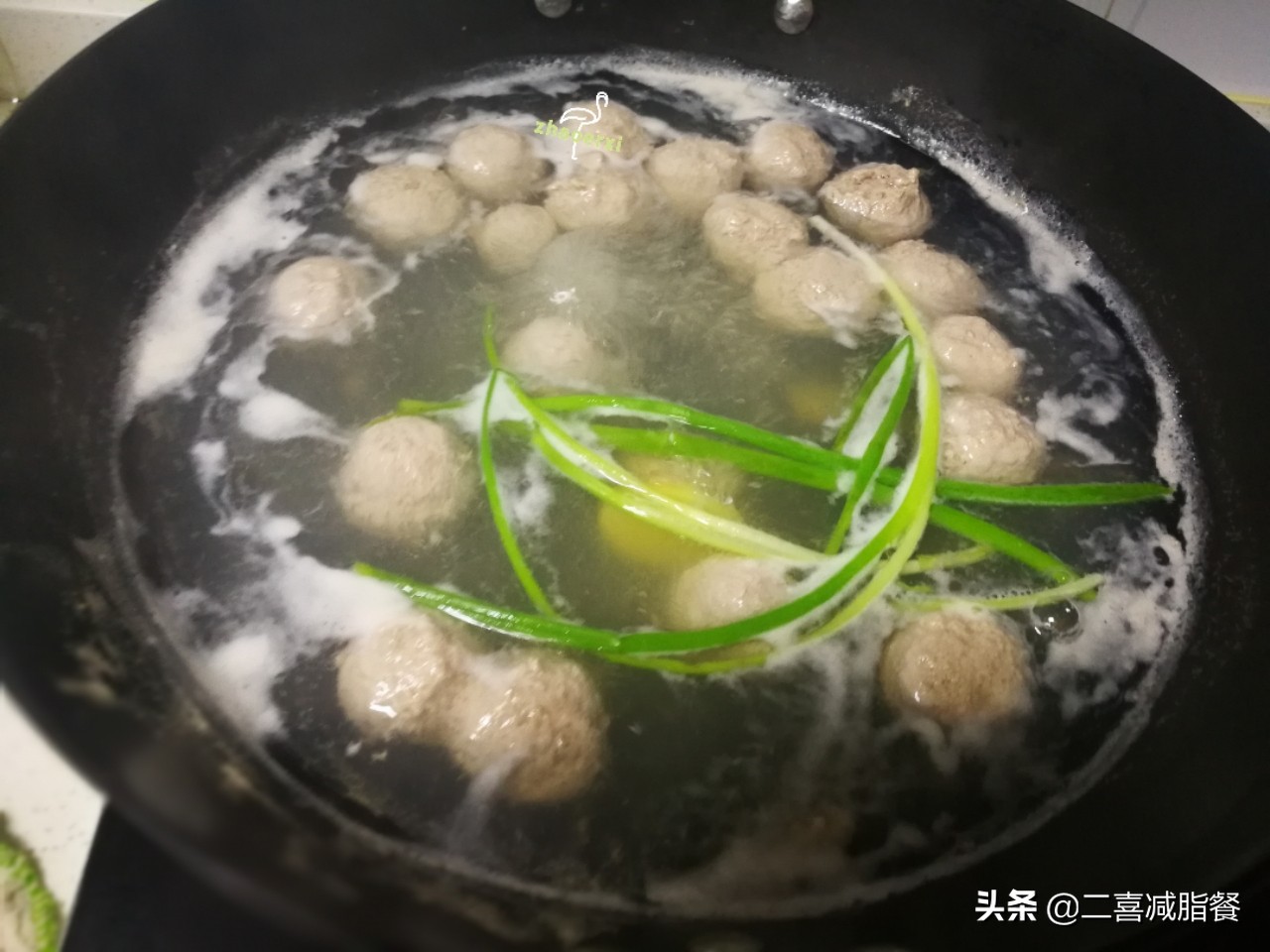 减肥纯手工牛肉丸,减脂期牛肉丸子怎么做方便储存