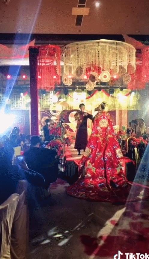 中式婚礼火了好多人观看,火遍全球的中式婚礼