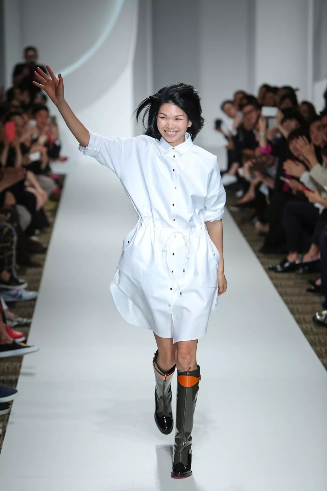 丑模吕燕嫁入豪门,丑模吕燕如何成为名模