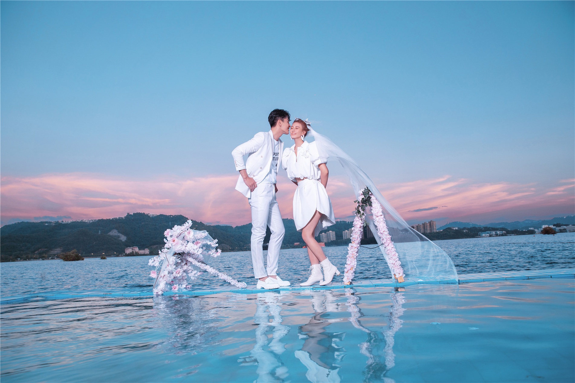 杭州婚纱照拍摄哪家好,丽江婚纱照旅拍工作室前十名