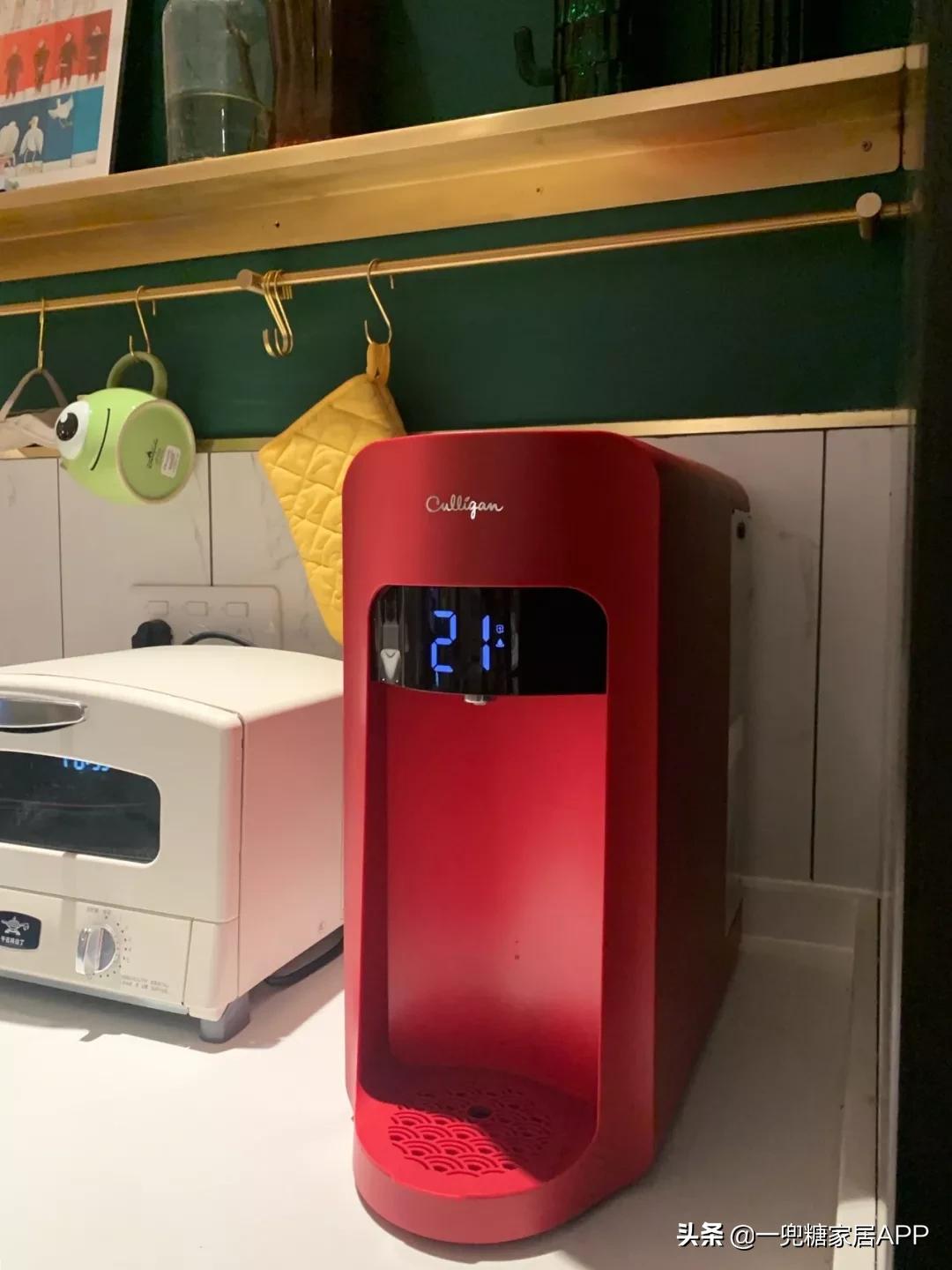 饮水机台式费电还是立式费电,台式饮水机缺点