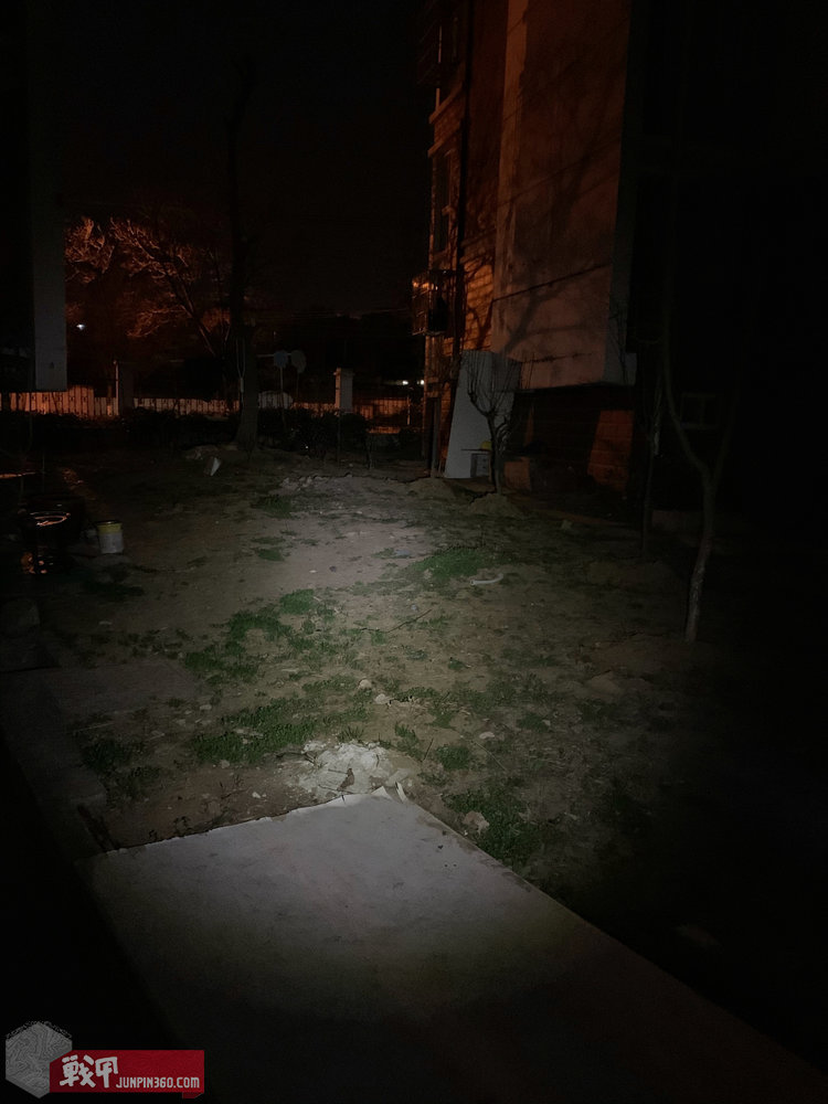 纳丽德nex15寸带灯伸缩棍简评,纳丽德nex棍暴力测试