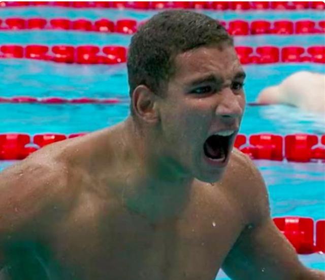 凭什么瞧不上银牌！央视解说张萌萌口误惹争议，韩乔生也被带偏？