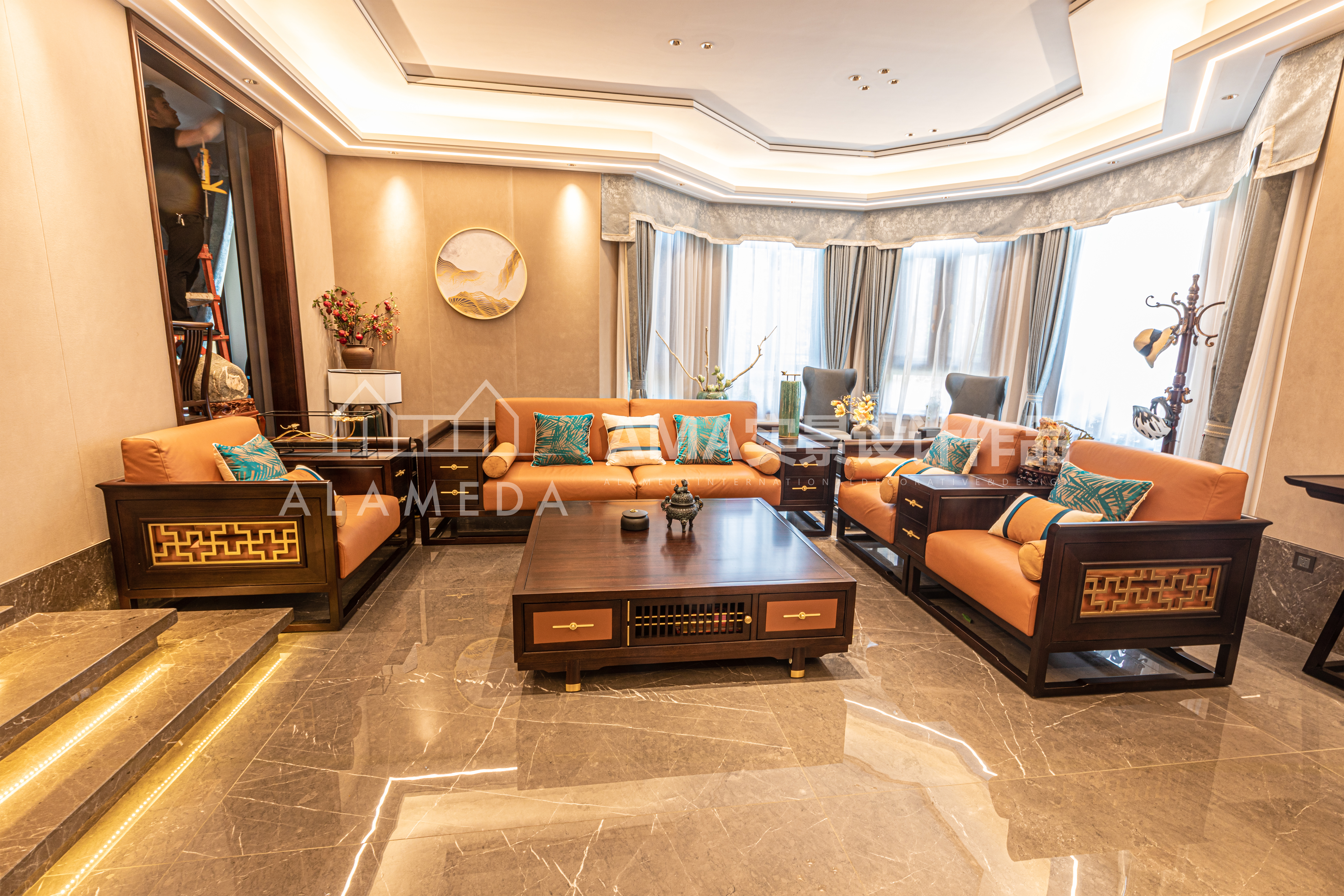 140平叠墅现代轻奢装修风格,南山区别墅现代简约装修设计